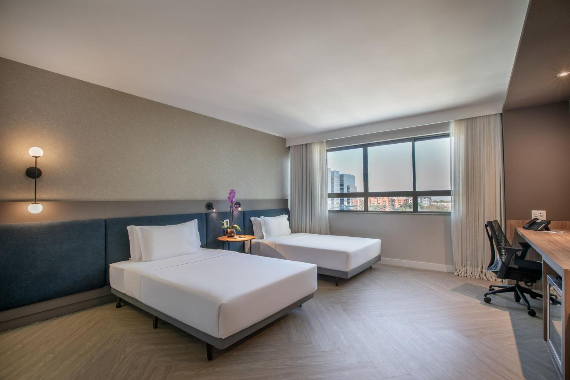 Quarto Twin Premium